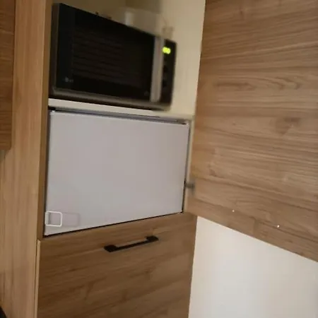 Belle Maison Au Bord Du Plan D'eau *