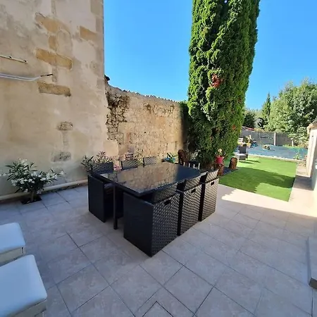 Belle Maison Au Bord Du Plan D'eau * Saint-Jean-d'Angely